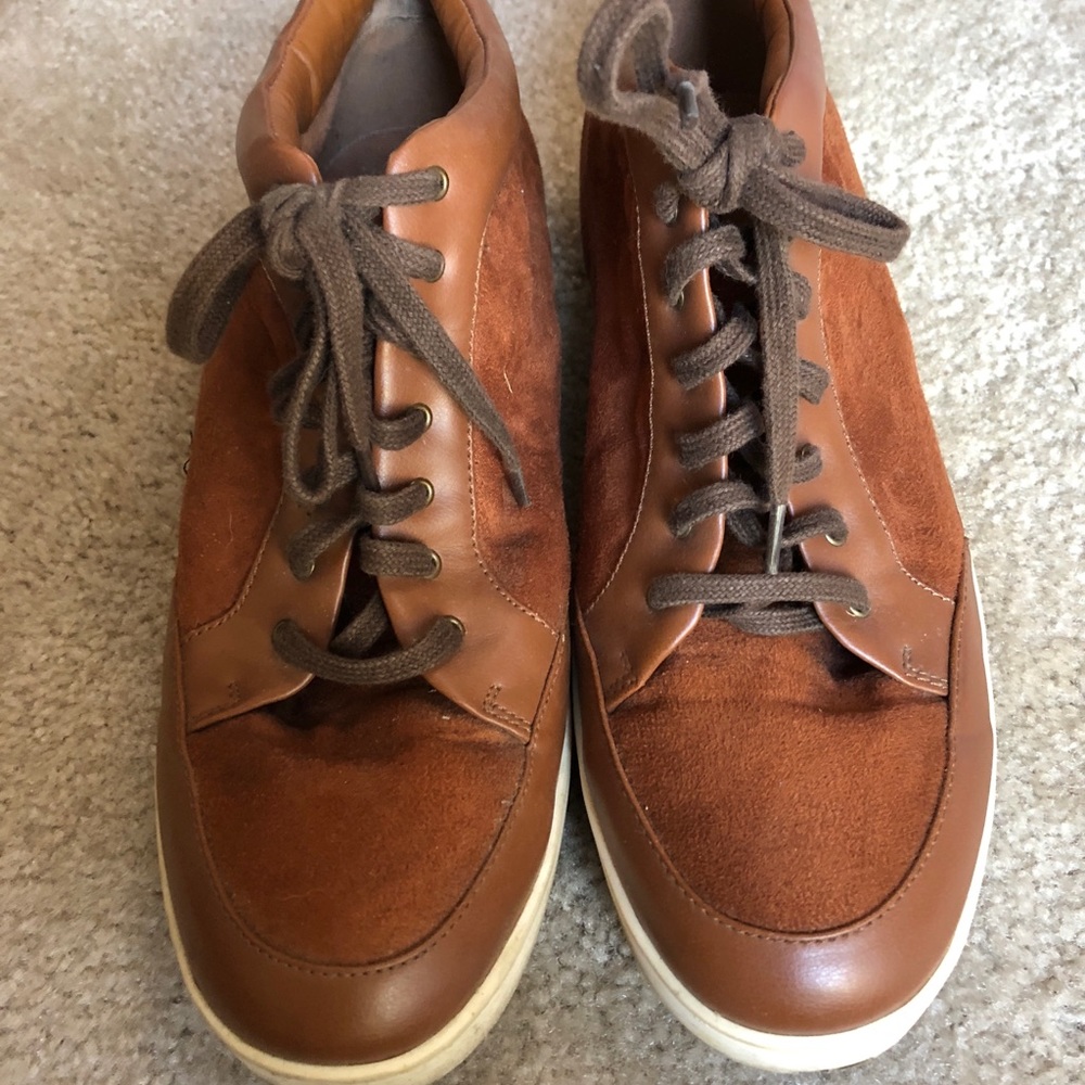 Men’s casual shoes